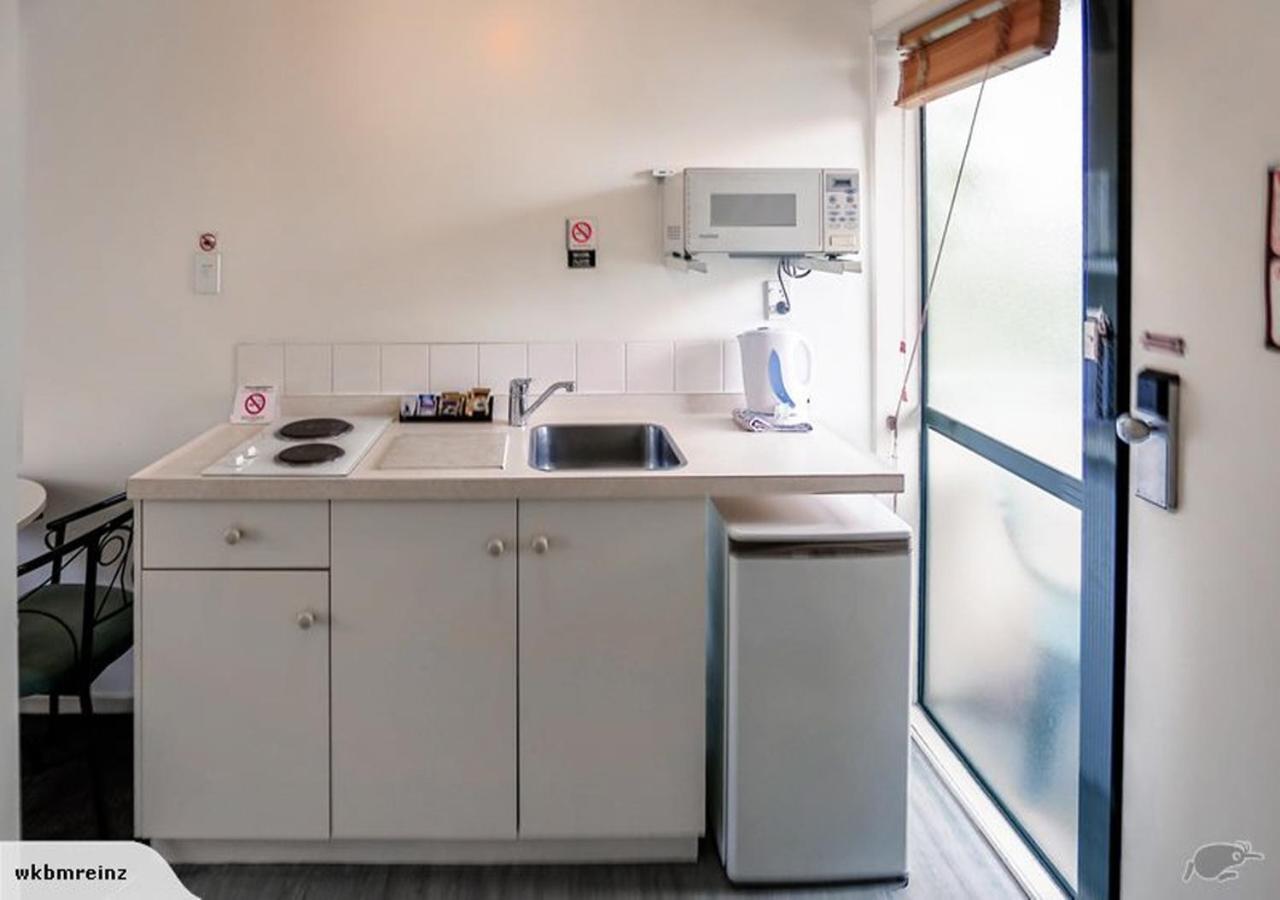 כרייסטצ'רץ' Cherry Tree Lodge Motel מראה חיצוני תמונה