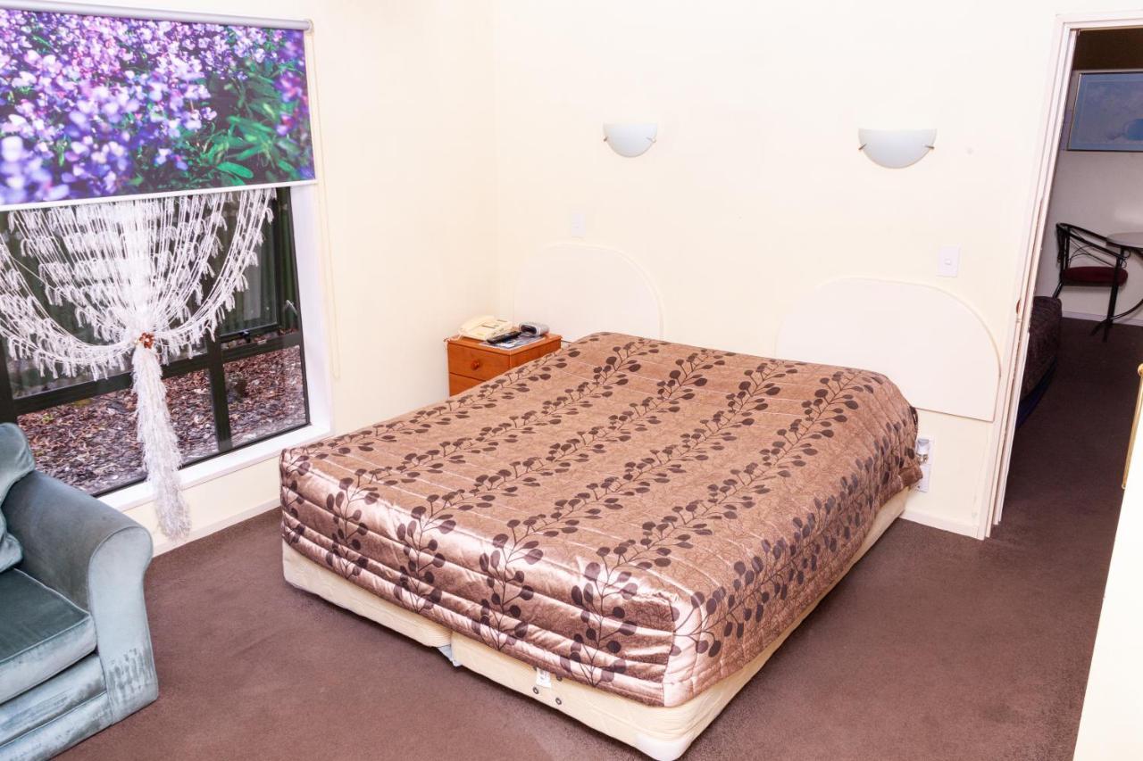 כרייסטצ'רץ' Cherry Tree Lodge Motel מראה חיצוני תמונה